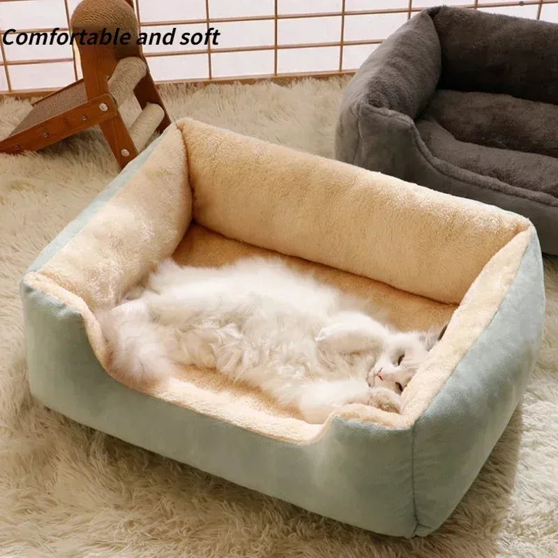 Basket Bed for Cats & Small Dogs - Cozy Winter Pet House