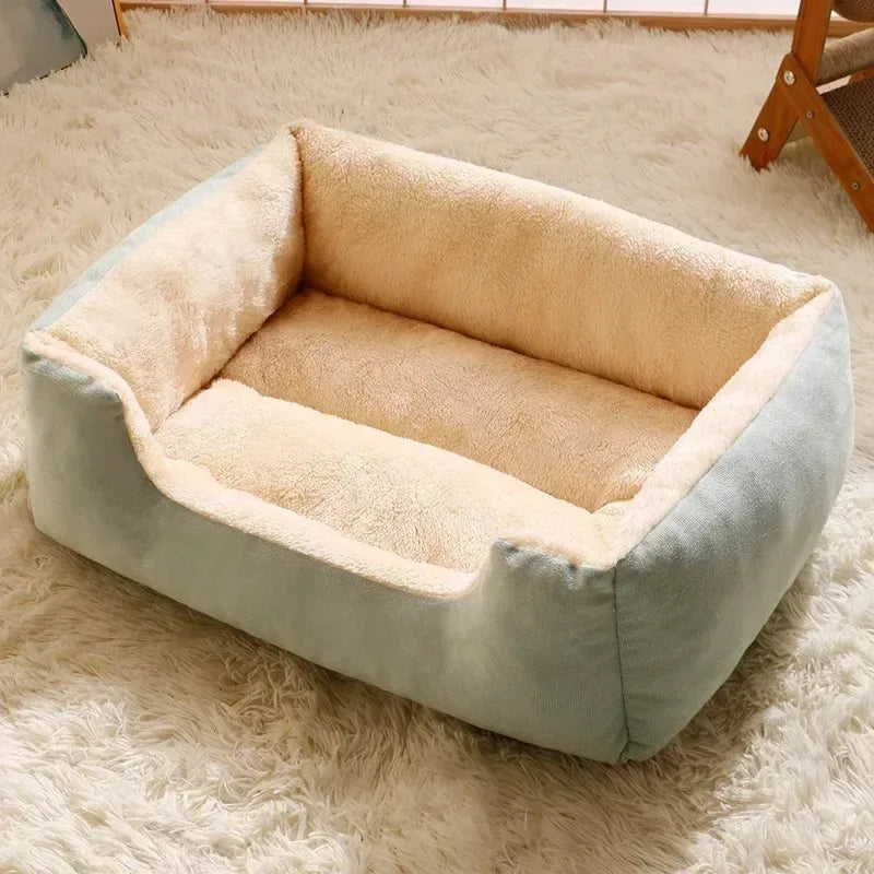 Basket Bed for Cats & Small Dogs - Cozy Winter Pet House